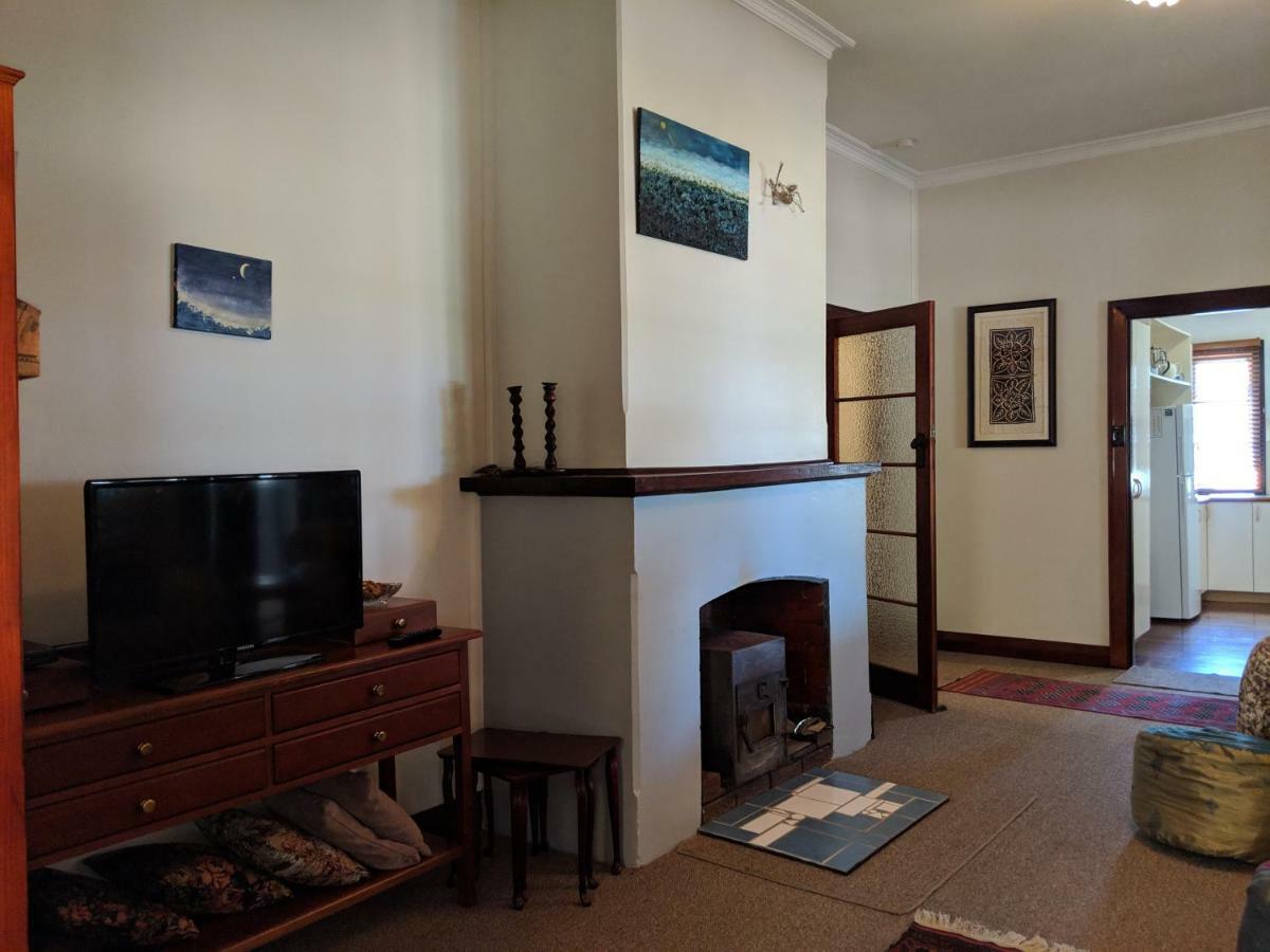 Walnut Cottage - 2 Bedroom Pet Friendly Country Cottage Bridgetown Esterno foto