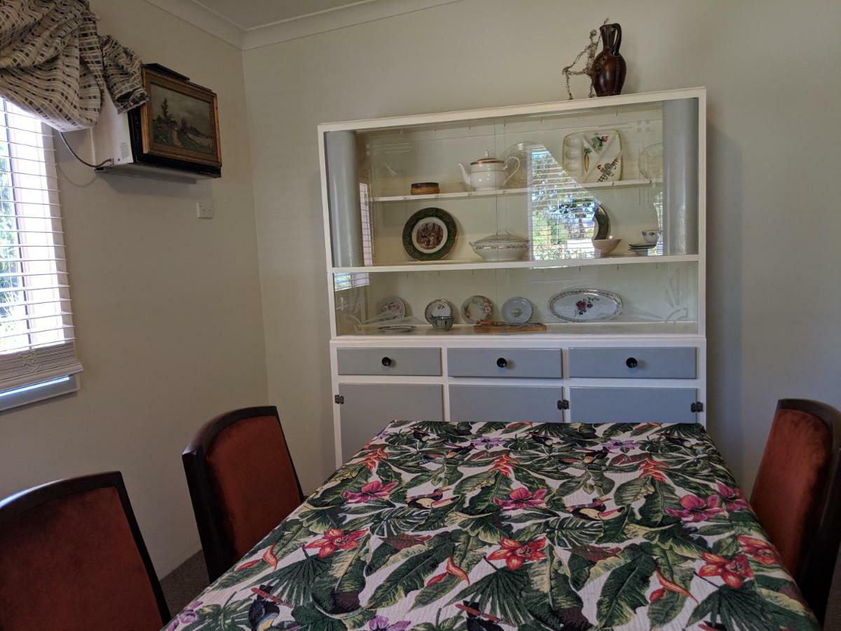 Walnut Cottage - 2 Bedroom Pet Friendly Country Cottage Bridgetown Esterno foto